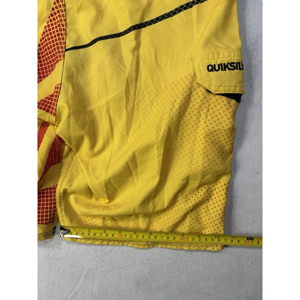 Quicksilver Men's Board Shorts Swim Orange Yellow Cargo Pocket Size 32